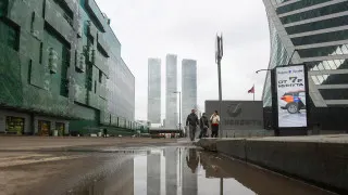 Большинство российских работодателей до конца года не планируют расширять штат на фоне охлаждения спроса и сокращения кадрового дефицита, всё чаще переводя сотрудников на неполную занятость вместо прямых сокращений.