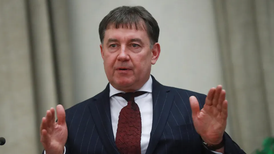 Мосгорсуд оставил в силе решение о национализации сети отелей и десятков объектов недвижимости, которые, по данным Генпрокуратуры, были связаны с бывшим председателем Совета судей РФ Виктором Момотовым и криминальными авторитетами.