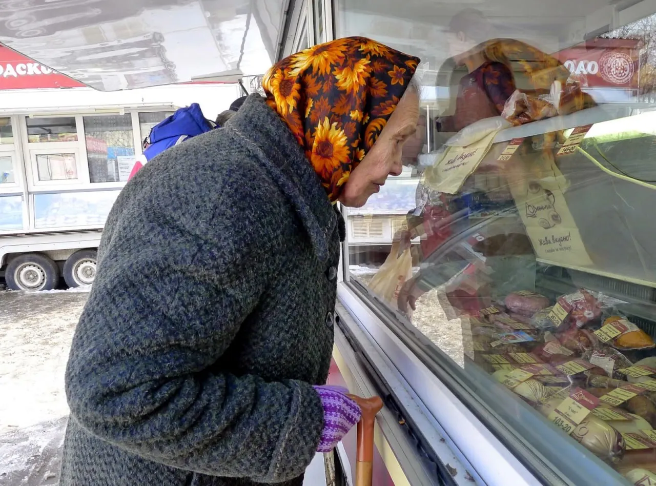 Официальная статистика показывает: в 2025 году на продукты в Чувашии потратили почти 165 млрд рублей, а средние траты на одного жителя приблизились к 143 тыс. рублей.