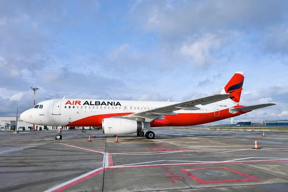 15 мая в аэропорт Внуково прибыл Airbus A320 с российской регистрацией RA‑73899. Самолёт с заводским номером 4934 прошёл через несколько стран и сменил собственников и регистрации, что указывает на возможные схемы обхода санкций.