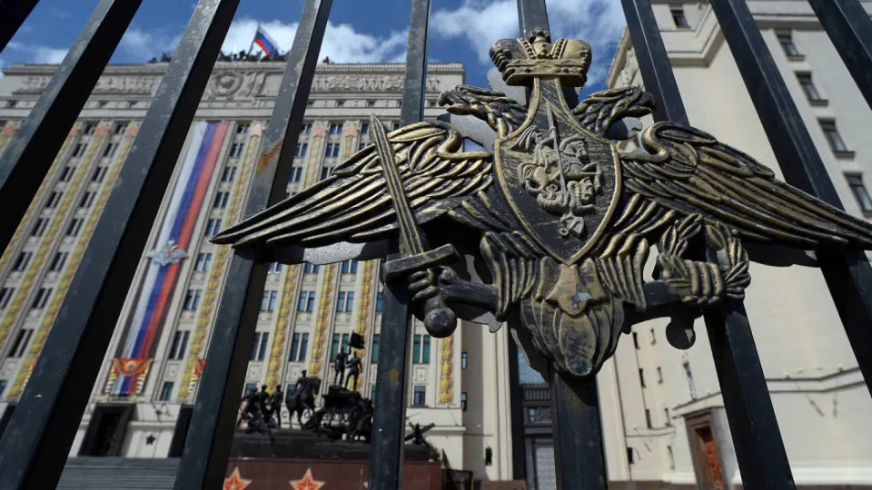 Минобороны предложено передавать управление активами национализированных компаний — от техники до производственных площадок — чтобы напрямую использовать их для выполнения гособоронзаказа.