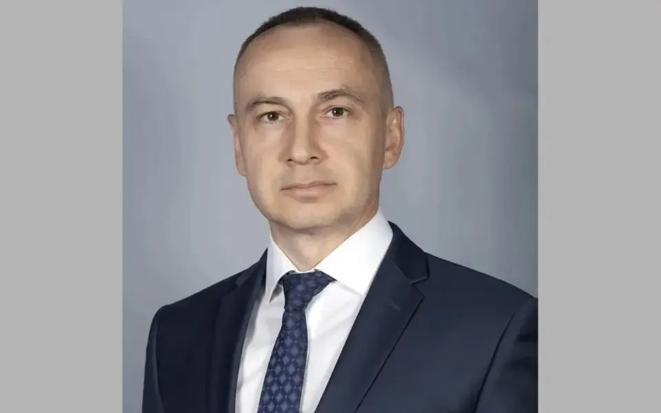 10 июня Алексей Ларин возглавил «Газпром межрегионгаз Воронеж» и «Газпром газораспределение Воронеж». Назначение произошло на фоне коррупционного скандала и судов по долгам, при этом совет директоров рекомендовал не выплачивать дивиденды за 2025 год.