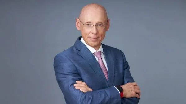 Импортозамещение ускорилось за счёт спроса на решения информационной безопасности: в 2025 году организации фиксировали в среднем 931 кибератаку, что подтолкнуло переход на российские цифровые платформы.