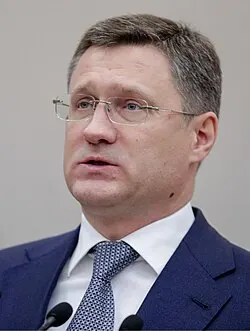 Вице-премьер сообщил о комплексе мер — возможном запрете экспорта дизеля, сокращении ремонтов НПЗ и изменениях в законах для увеличения внутренних поставок топлива в ближайшее время.