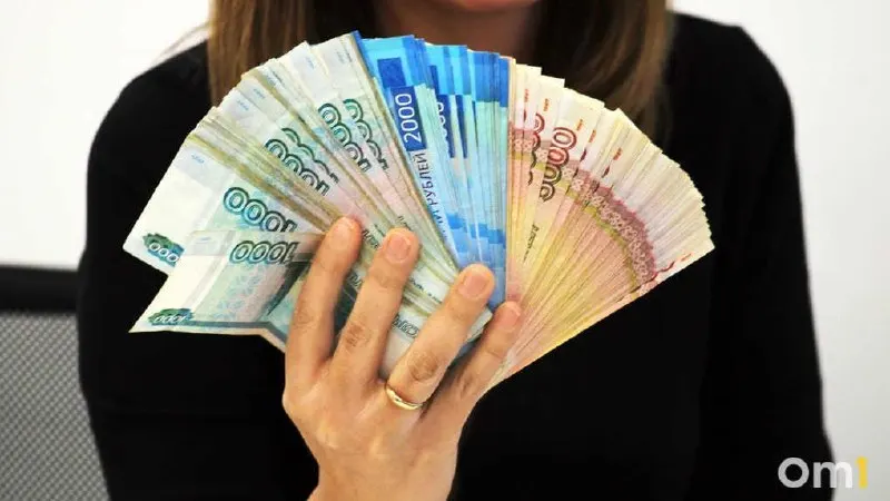 По результатам опроса почти 70% молодых россиян связывают ближайшие пять лет с финансовым благополучием; в Омске 26% молодёжи регулярно формируют сбережения.