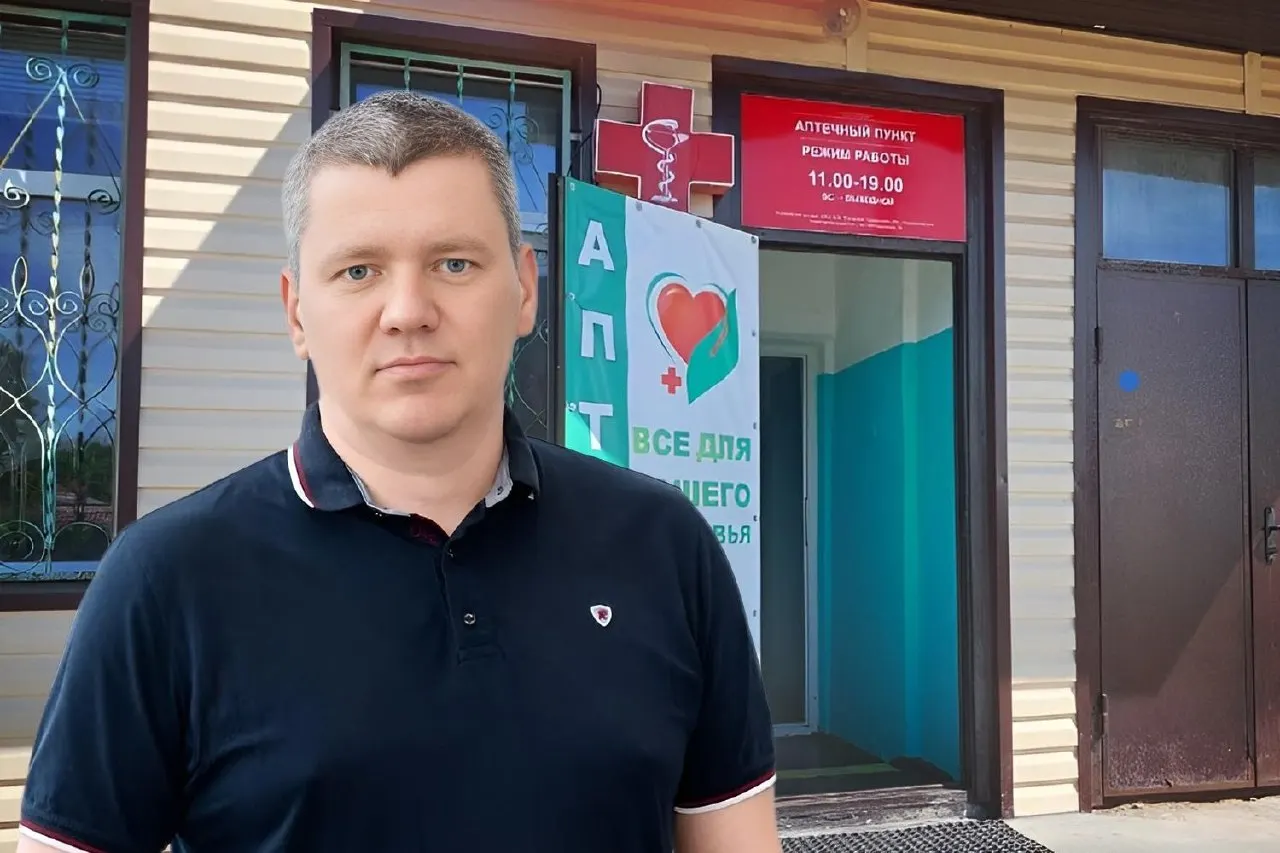 Владелец сельской аптеки предупреждает, что новые требования властей и рост издержек ставят точки на грани выживания; по его оценке, цены на лекарства могут вырасти до 20%.