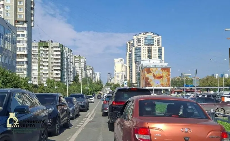 В регионе зафиксированы объявления о продаже заправок: продавцы предлагают как контейнерные, так и стационарные АЗС, цены варьируются от 2 до 27 млн рублей; ситуация с дефицитом топлива усиливается.