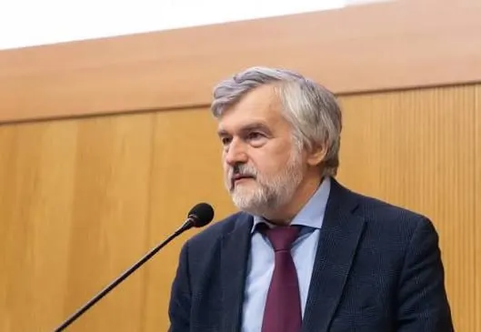 Андрей Клепач покинул должность после обсуждений темпов развития экономики и технологического отставания страны.
