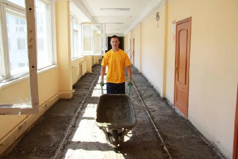 В регионе зафиксирован резкий рост стоимости контрактов на капитальный ремонт школ: суммы поднимаются на десятки и сотни миллионов рублей.