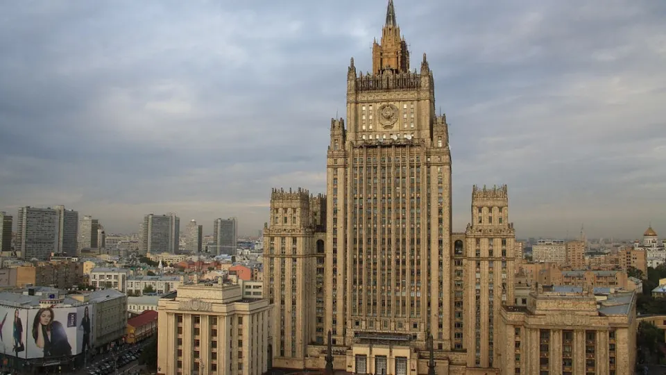 С 2026 года консульские сборы за выход из гражданства РФ за пределами страны и связанные с этим расходы заметно выросли: суммы стали выше как за пределами России, так и внутри страны.