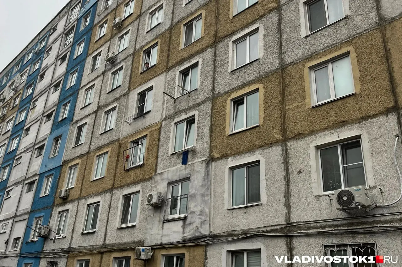 Спрос на посуточную аренду жилья в малых городах России подскочил этим летом: двузначный рост в Спасске-Дальнем и Дальнереченске, лидеры — в Кяхте; тенденция поддерживает гибкие маршруты за пределами мегаполисов.