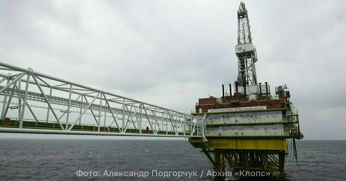 «Лукойл» может получить лицензию на шельфовый участок «Надежда» в Балтийском море возле Куршской косы до конца года, но экологические риски остаются спорными.