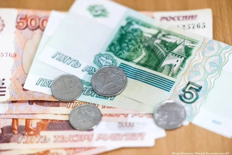 Документ предлагает увеличение прожиточного минимума на 6,8% с 1 января 2027 года, с разбивкой по душу населения, трудоспособному населению, пенсионерам и детям.