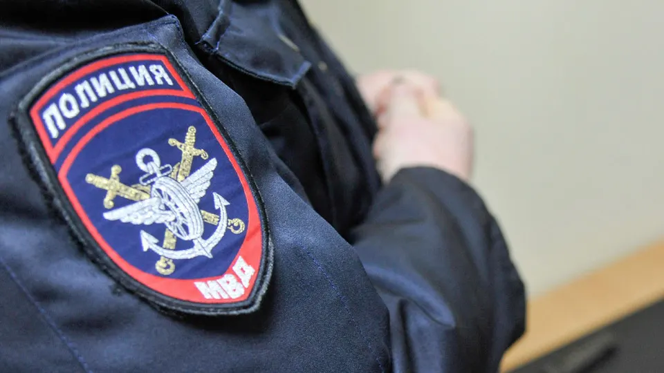 Расследование выявило крупную схему хищения топлива в МВД; задержаны несколько должностных лиц и партнеры по сети АЗС «Трасса».