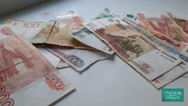 Показатели опроса показывают, что к порогу в 55,5 тысяч рублей стремятся большинство жителей региона; к осени 2026 года ожидаемая сумма достигнет 56,6 тысяч рублей. Различия по полу и уровню дохода сохраняются.