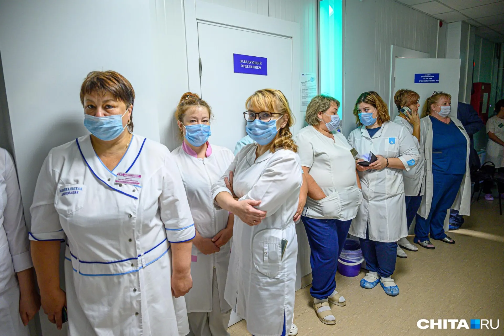 В регионе обсуждают отмену надбавок медикам, введённых в 2020 году, и оценивают влияние на бюджет региона и здравоохранение.