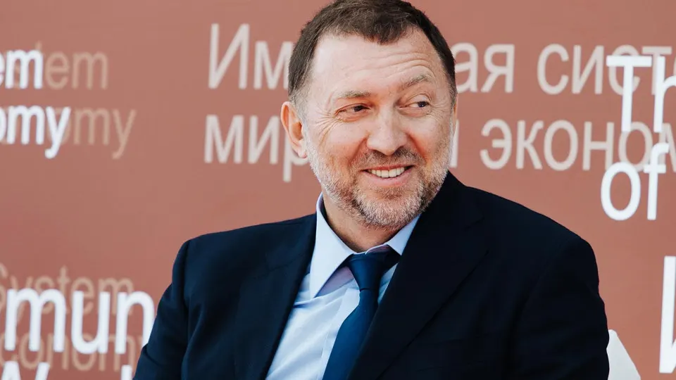 Регион обеспечивает значительную часть российского глинозема; обсуждаются планы консервации мощностей Русала и последствия для занятости и сырьевой независимости.