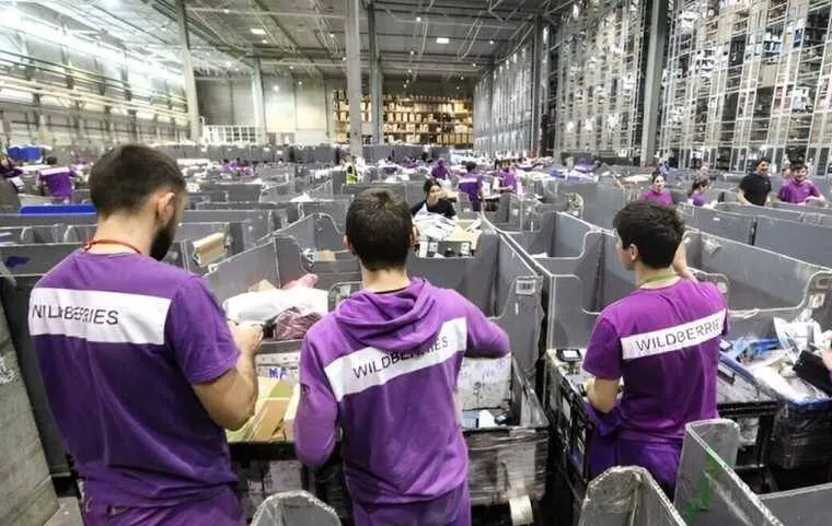 Региональные программы кредитования предлагают займы под 2–6% годовых и рассрочку налогов, чтобы бизнес мог пополнять запасы, возобновлять поставки и сохранять рабочие места.