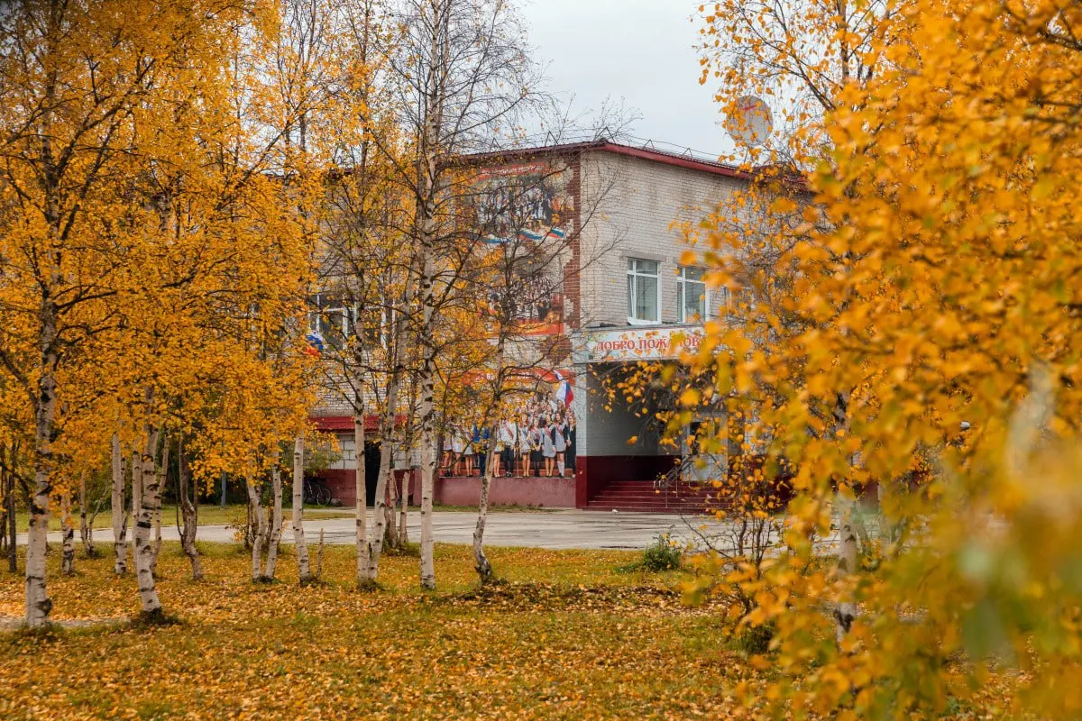 Очереди за бензином в Вологодской области, новые правила на АЗС и политические эпизоды в нескольких регионах.