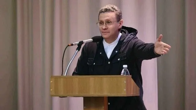 В регионе зафиксировано значительное снижение запасов топлива из-за внепланового ремонта НПЗ; сроки восстановления — к 10 сентября 2026 года.