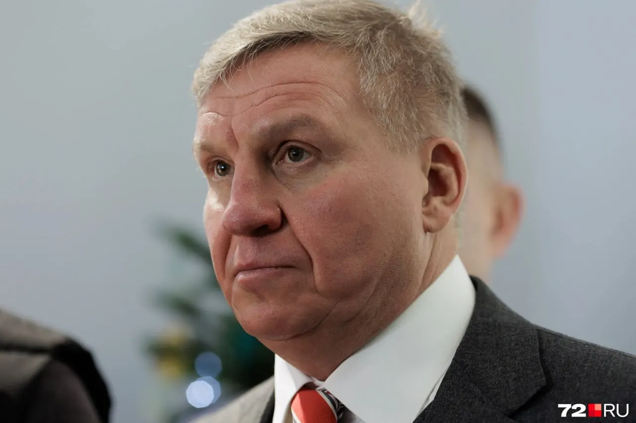 ПСБ объявляет торги по продаже 100% долей в четырех аграрных компаниях в Курганской, Свердловской и Тюменской областях на общую сумму 571,3 млн рублей; стартовый шаг — 5 712 750 рублей, задаток — 114 255 000 рублей.