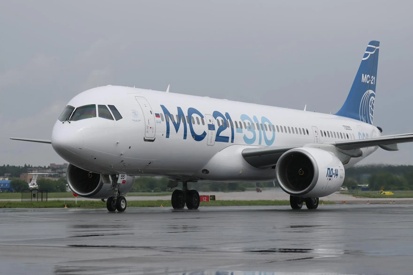 Обсуждаются планы по закупке МС-21-310, модернизации аэропортов и развитию авиационной отрасли к 2030 году.