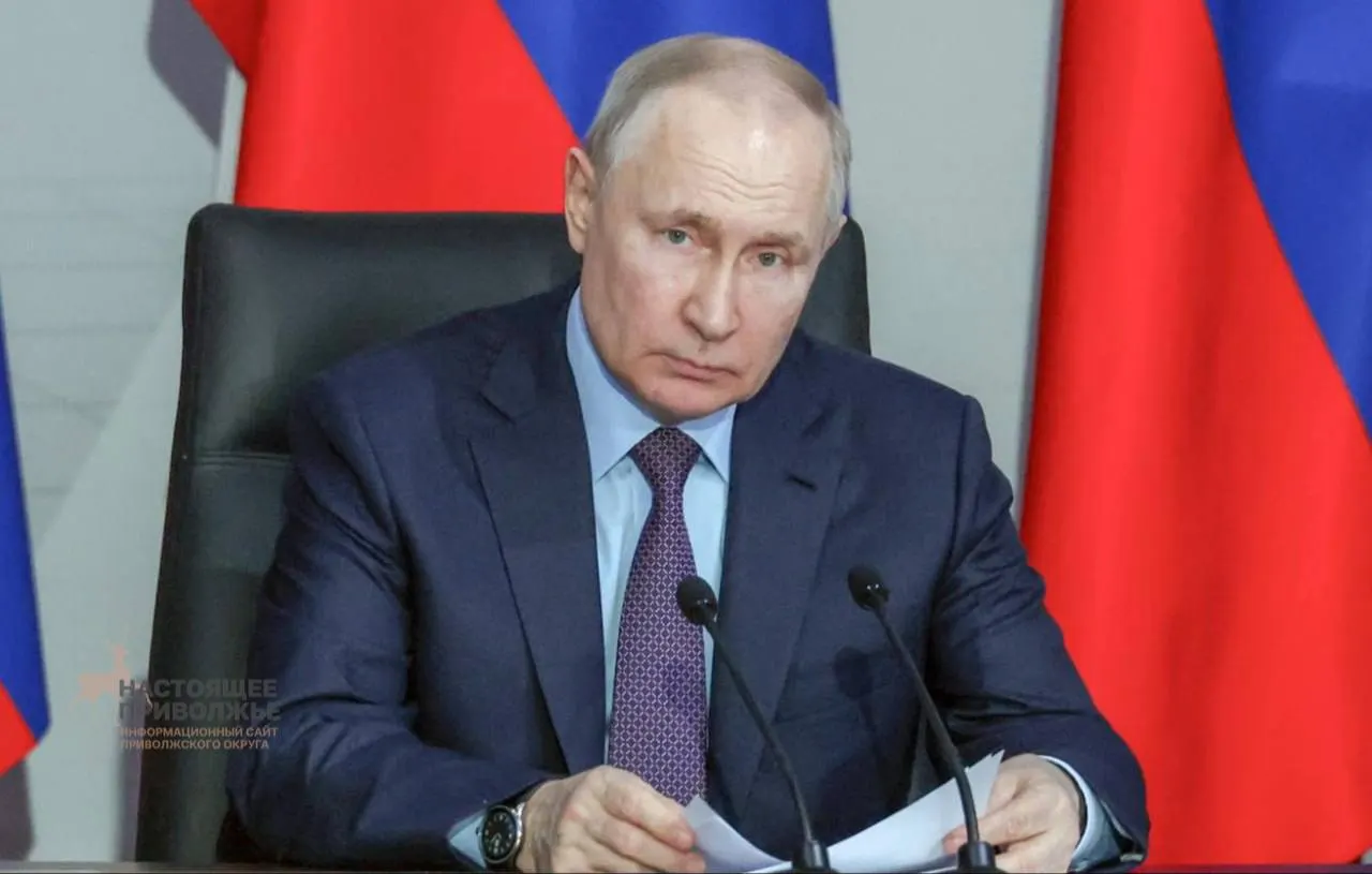 Добровольные взносы бизнеса поддержали бюджет, но дефицит остается значительным.