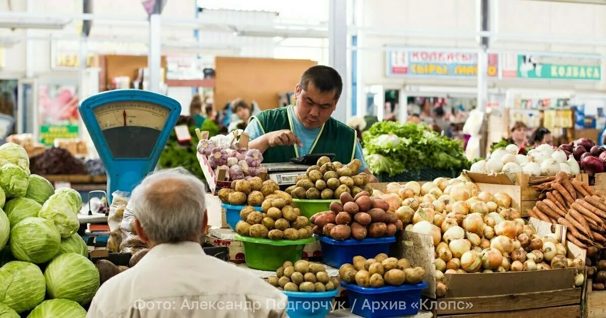 С начала года в регион завезли 450 тонн растительной продукции из Китая; поставки проходят контроль на границе.