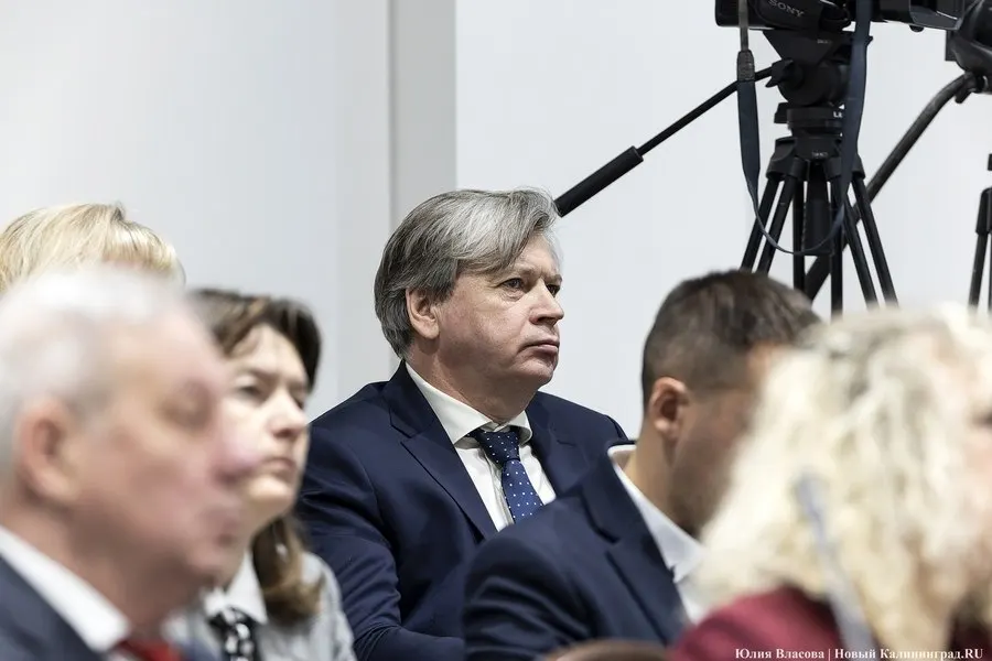 На 2027 год на госпрограмму развития региона запланировано около 6 млрд рублей; в бюджете учтены субсидии, трансферты и рост расходов с дефицитом.