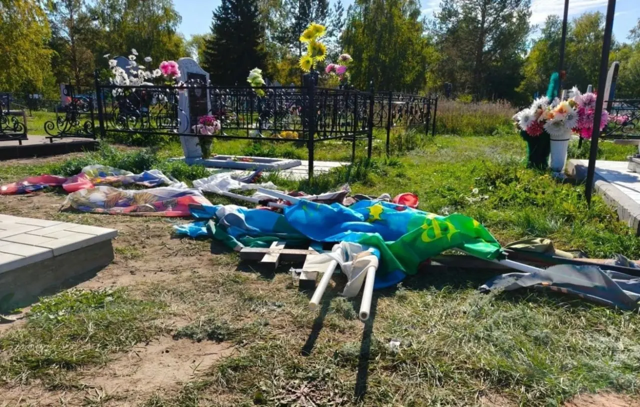 Региональные выплаты на похороны погибших в войне сокращены в Саратовской области до 100 тысяч рублей; сокращение другие регионы тоже последовали.