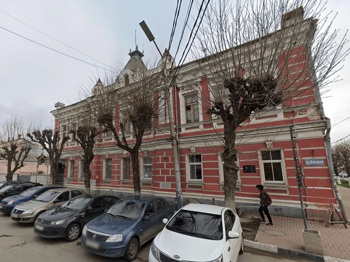 Подрядчик «Техногрупп» возглавит работы по благоустройству улицы Павлова; общий объём контракта — 6,8 млрд рублей, сроки — конец 2026 года.