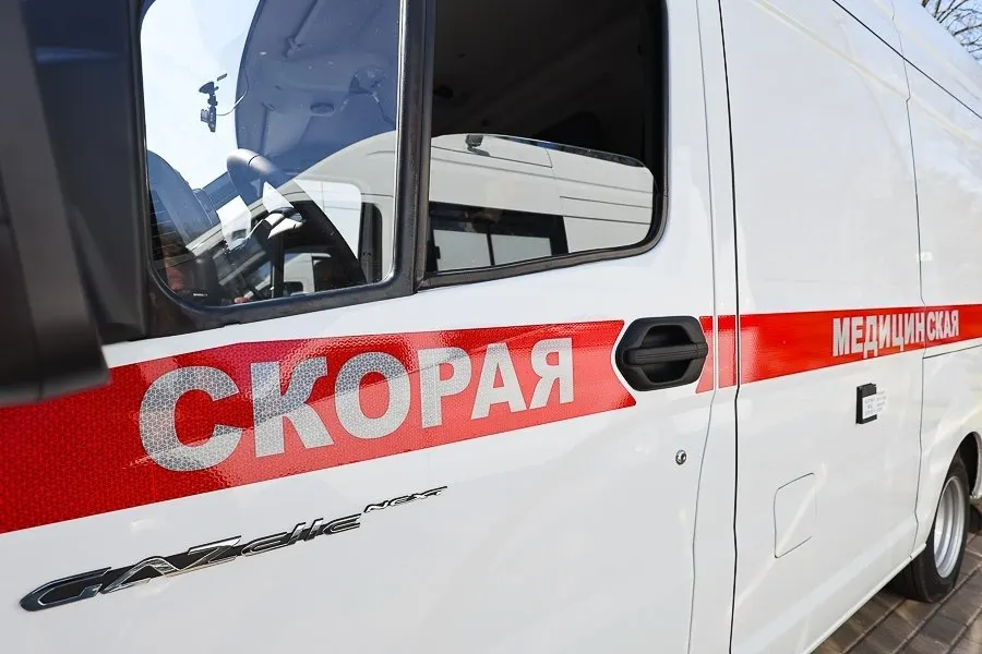 Регион заключил контракт на поставку 20 машин скорой помощи за 208 млн рублей; поставщиком стала нижегородская компания «Сограндис». В 2026 году планируется обновление парка скорой помощи, ранее обсуждался аутсорсинг.