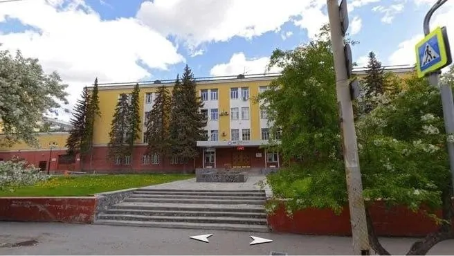 Иск о банкротстве подан на предприятие Уральский электромеханический завод на сумму свыше 41 млн рублей.