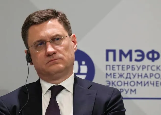 Россия готова поставлять дизель по потребности партнёров; после объявления о дизельной сделке между РФ и США мировые цены на нефть снизились на 5–6%.